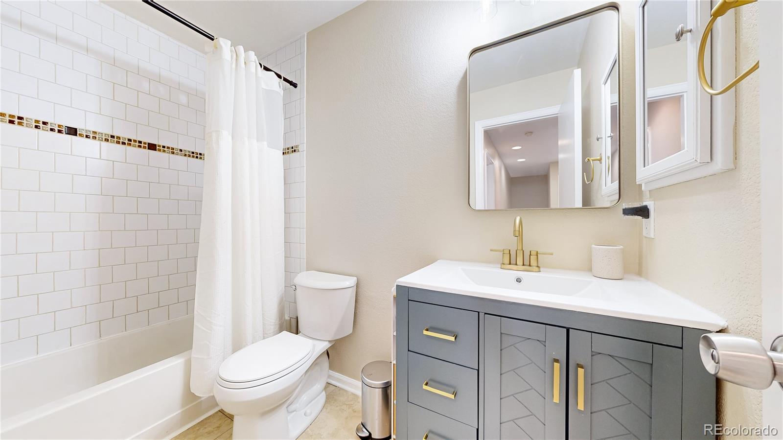 MLS Image #14 for 5537 e 100th way,thornton, Colorado