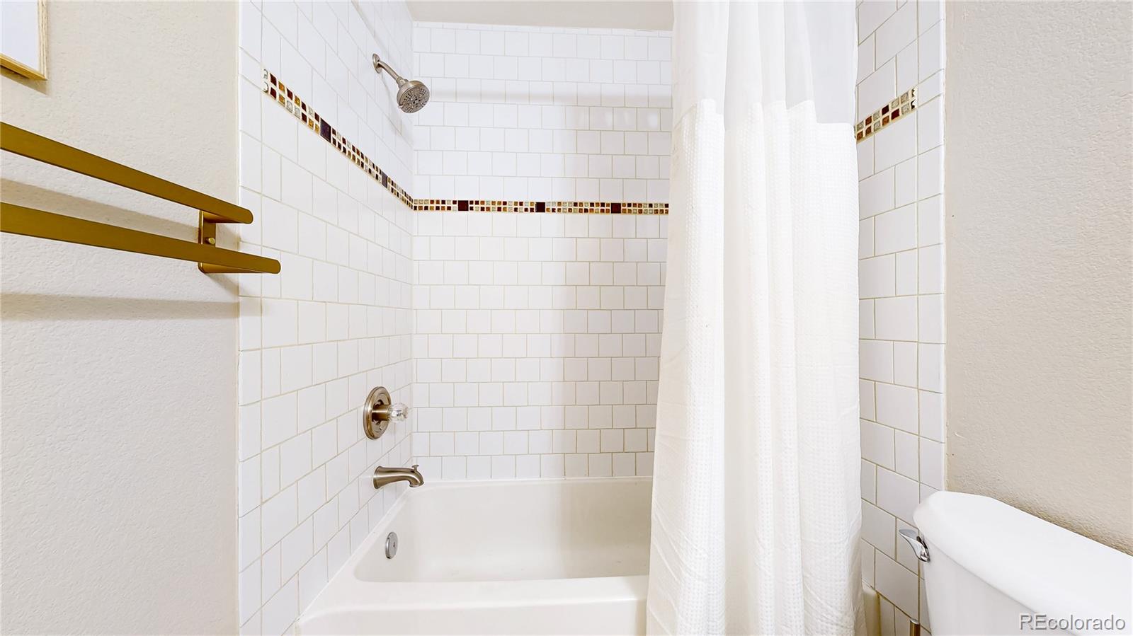 MLS Image #15 for 5537 e 100th way,thornton, Colorado