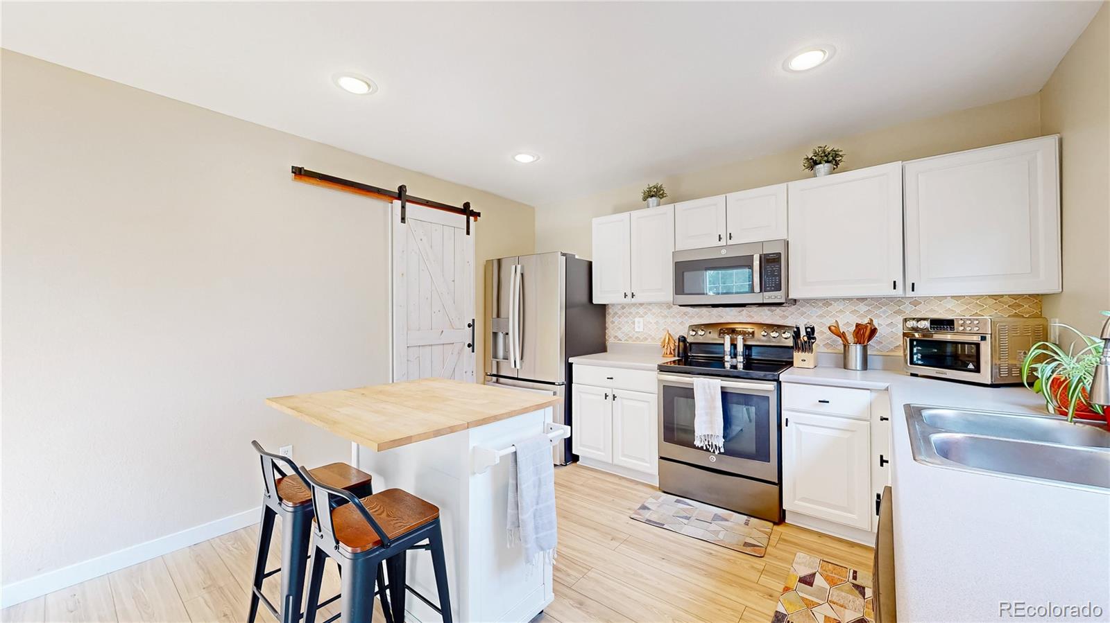 MLS Image #8 for 5537 e 100th way,thornton, Colorado