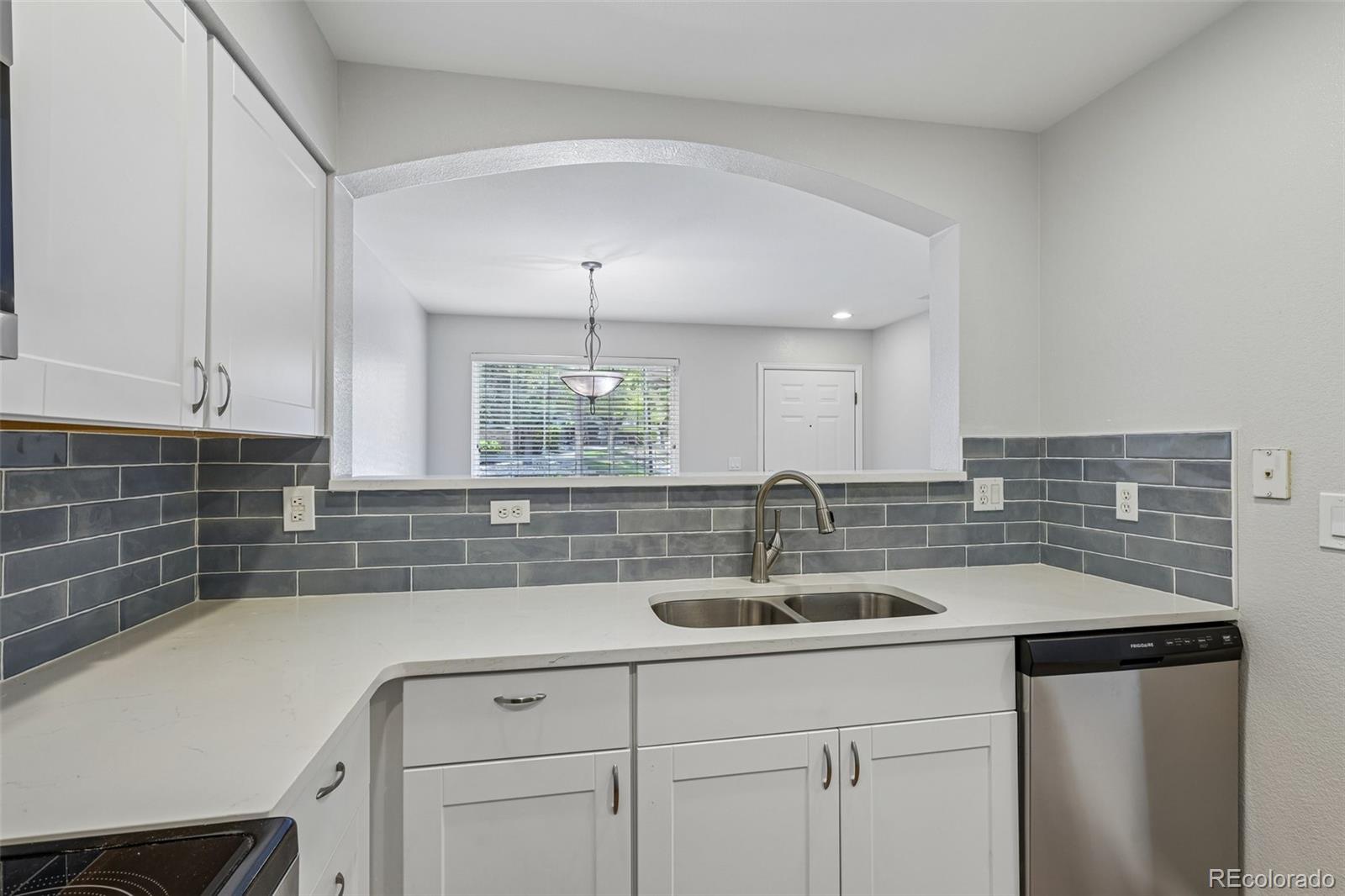 MLS Image #1 for 4044 e geddes circle,centennial, Colorado