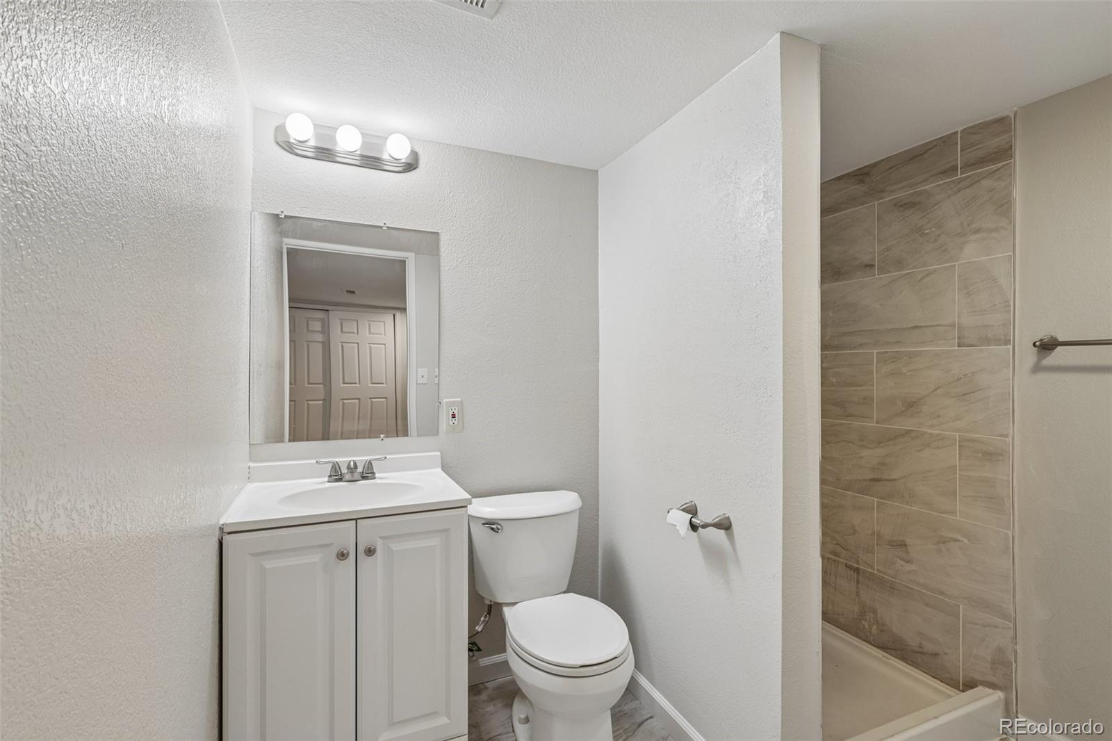 MLS Image #28 for 4044 e geddes circle,centennial, Colorado