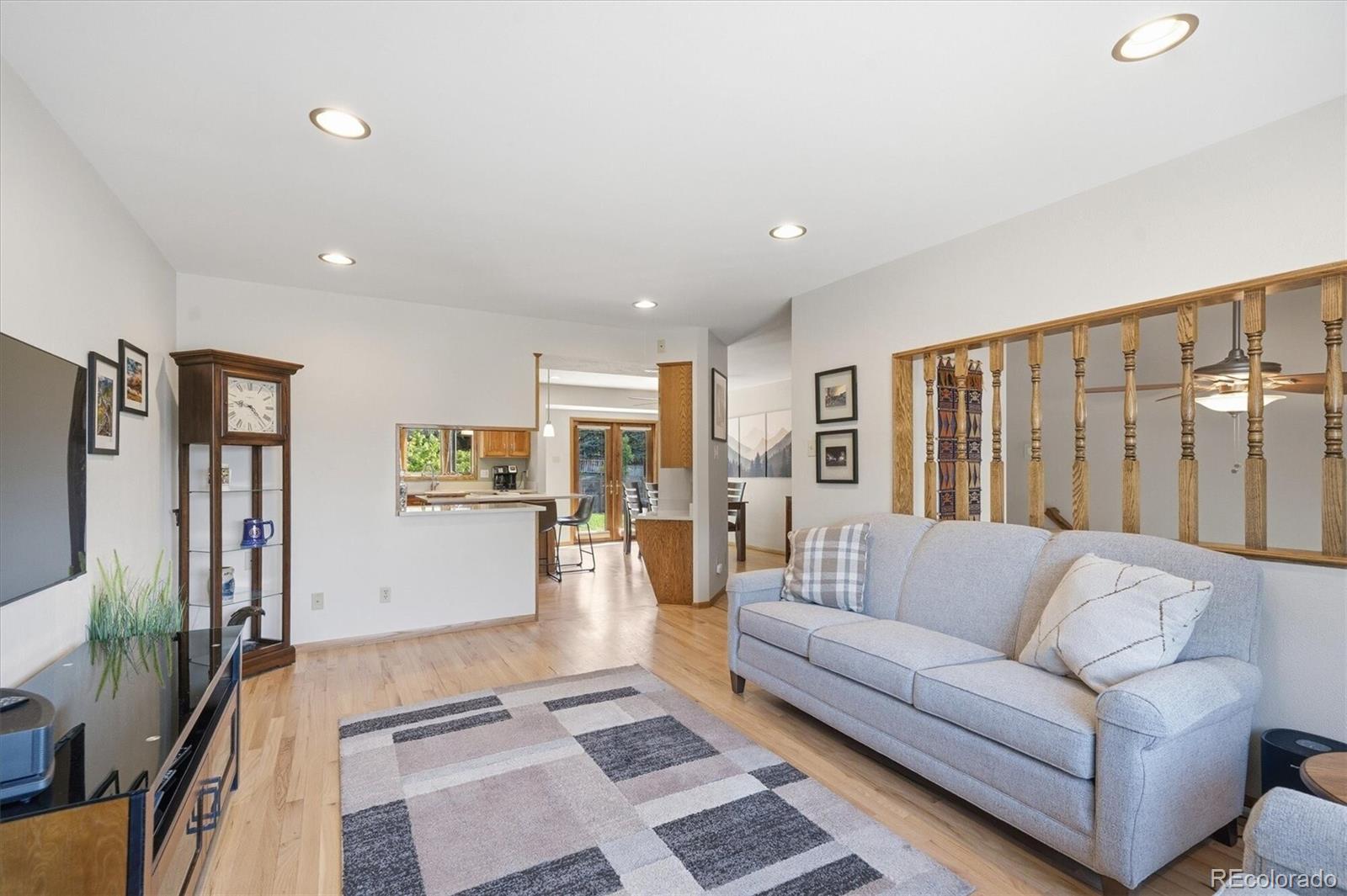 MLS Image #12 for 11707 w jewell drive,lakewood, Colorado