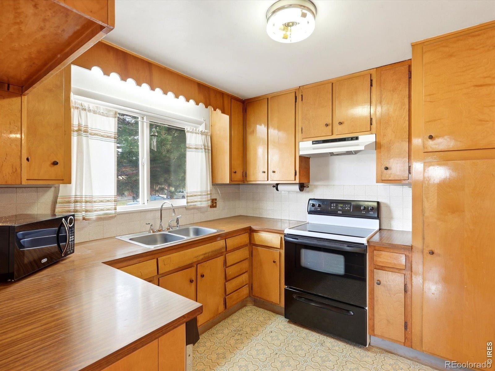 MLS Image #7 for 7123  santa fe drive,denver, Colorado