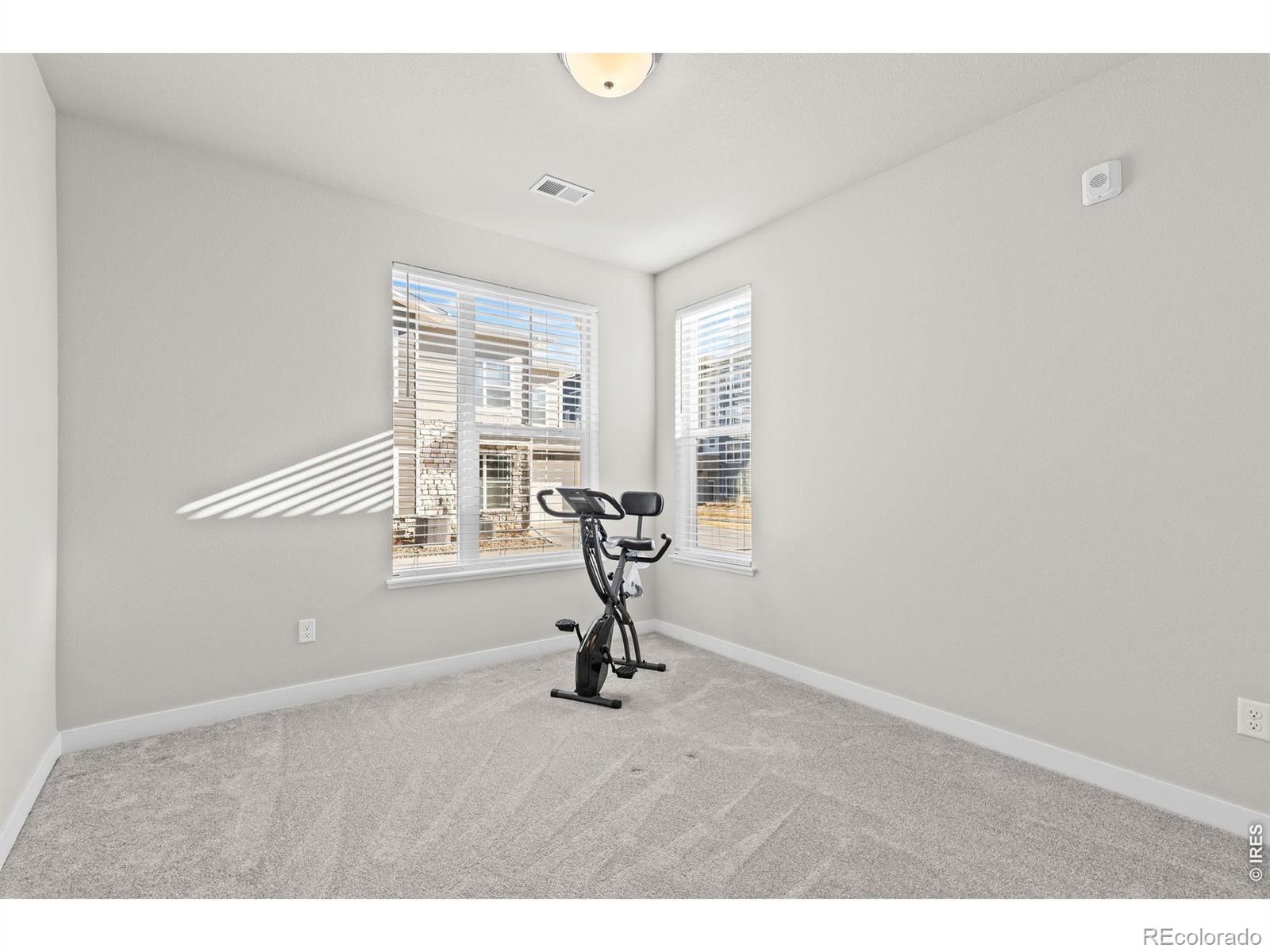 MLS Image #16 for 330  high point drive,longmont, Colorado