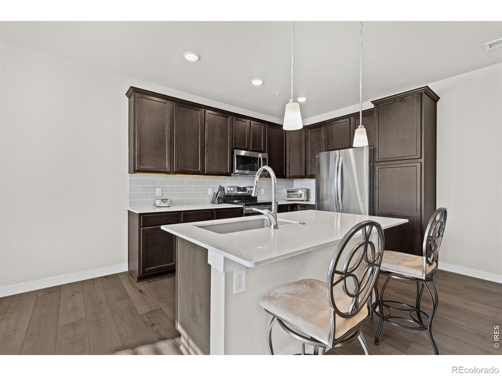 MLS Image #6 for 330  high point drive,longmont, Colorado