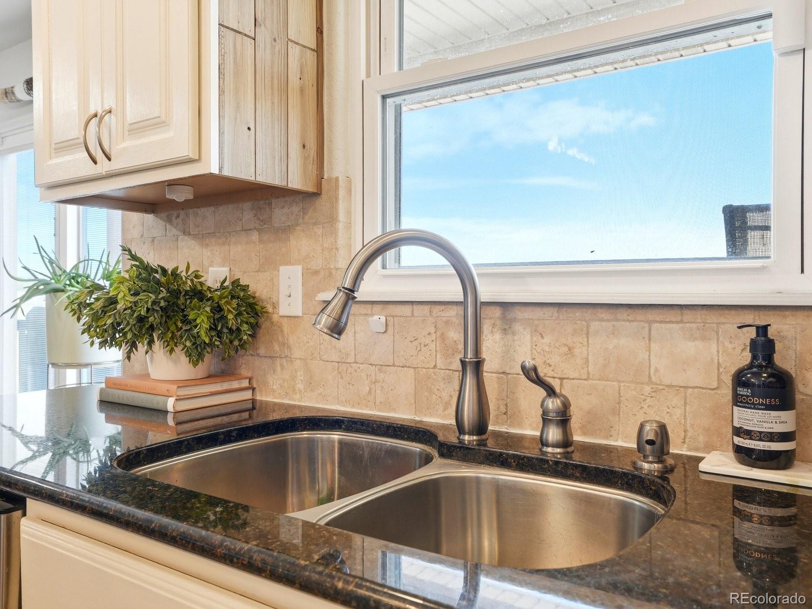 MLS Image #17 for 38087 e 147th place,keenesburg, Colorado