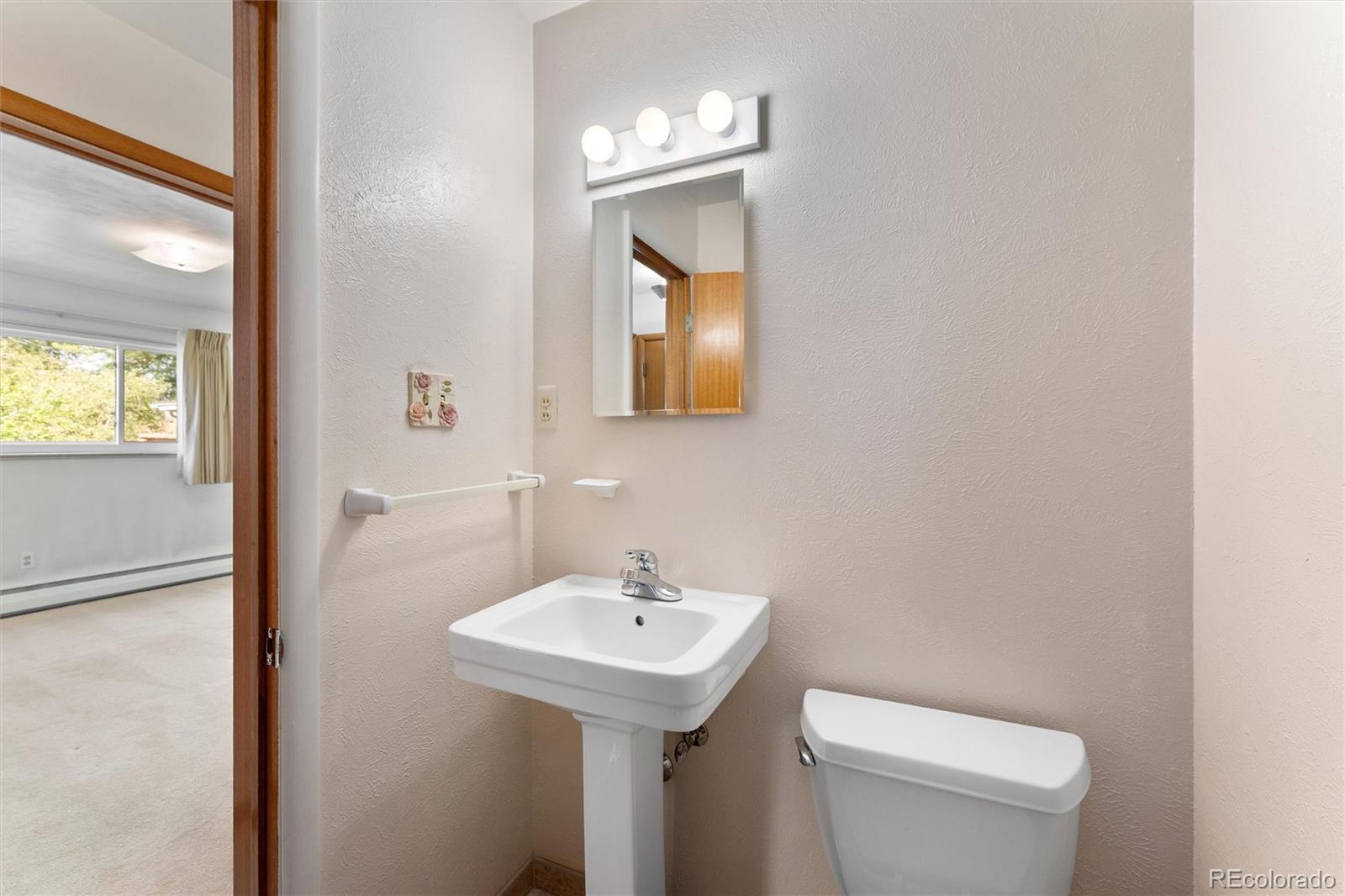 MLS Image #16 for 7080 w 43rd place,wheat ridge, Colorado