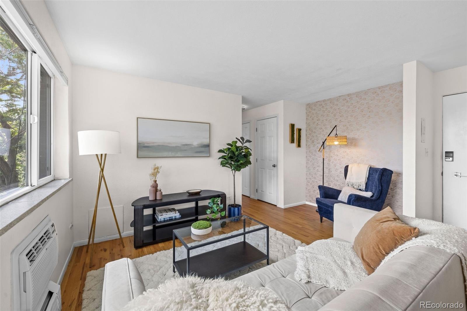 MLS Image #5 for 21 n washington street,denver, Colorado