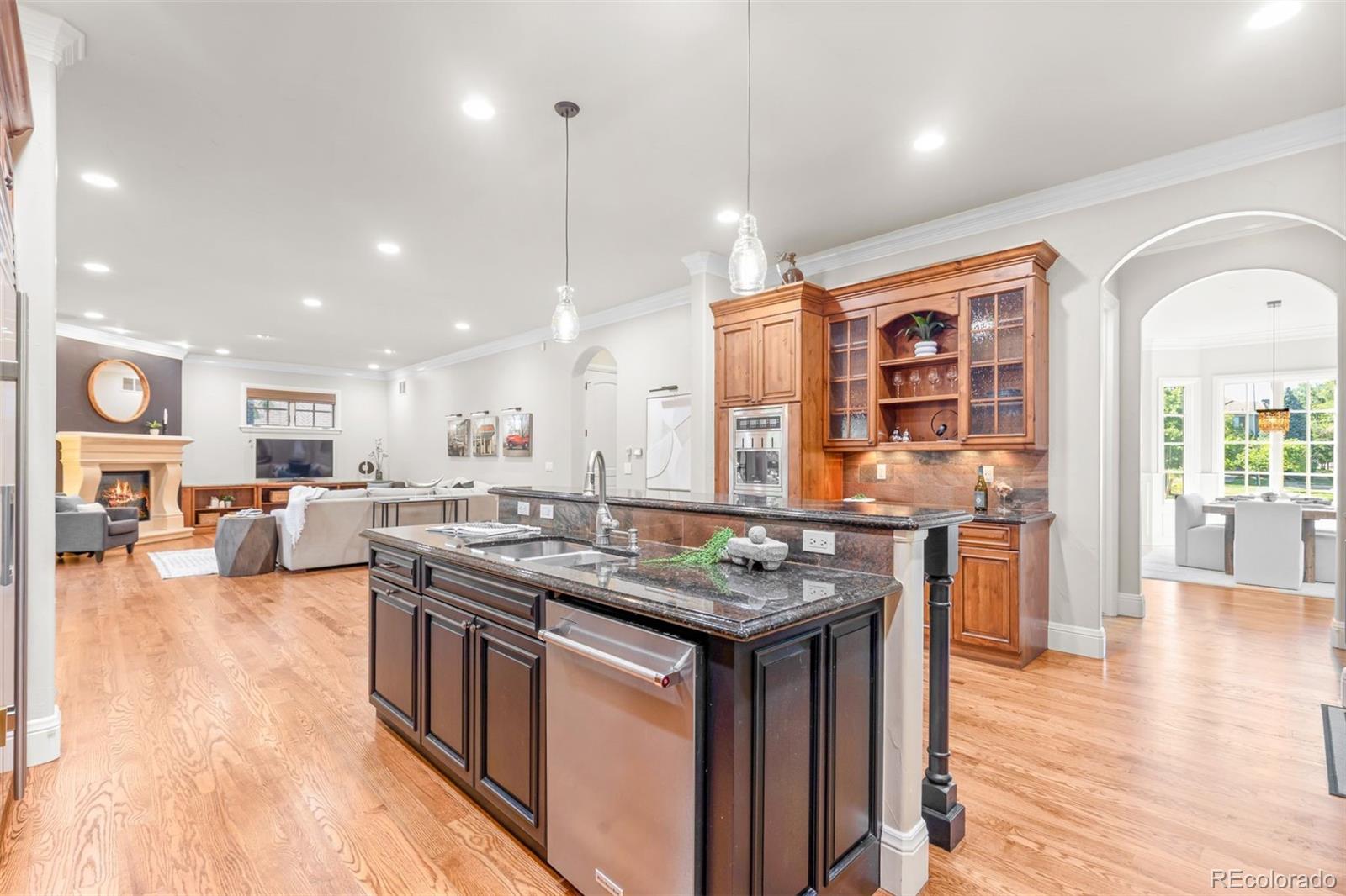MLS Image #13 for 8151 e 6th avenue,denver, Colorado