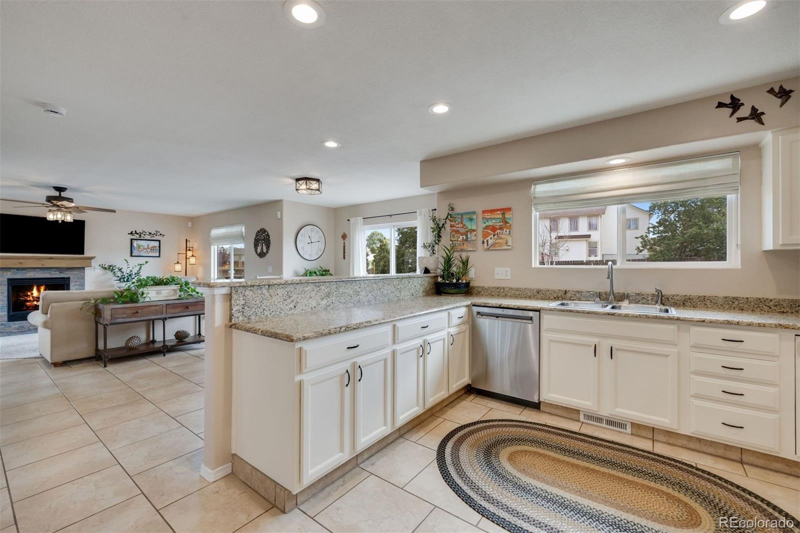 MLS Image #16 for 17035  snowwood drive,monument, Colorado