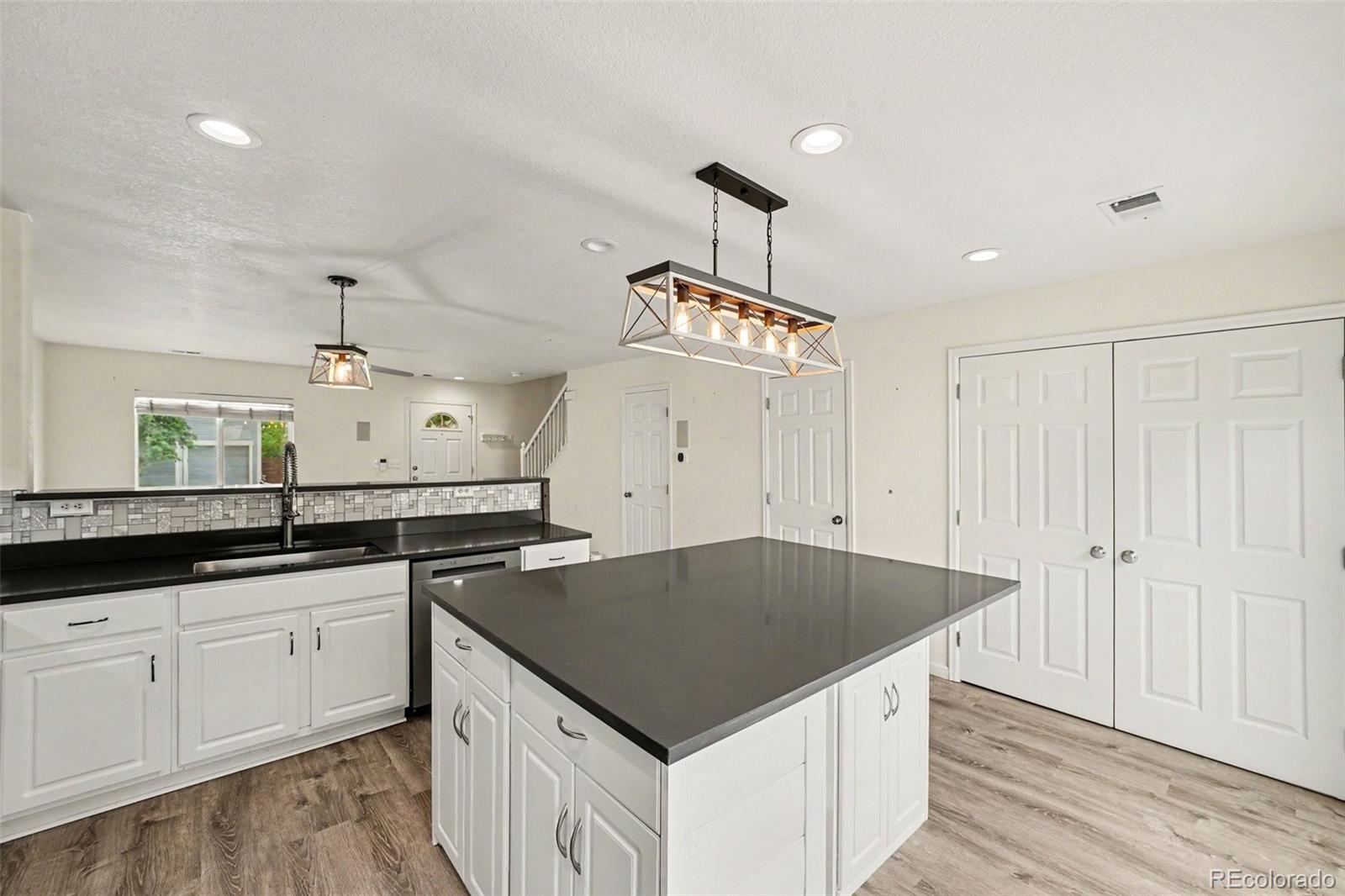 MLS Image #9 for 4645 s swadley court,morrison, Colorado