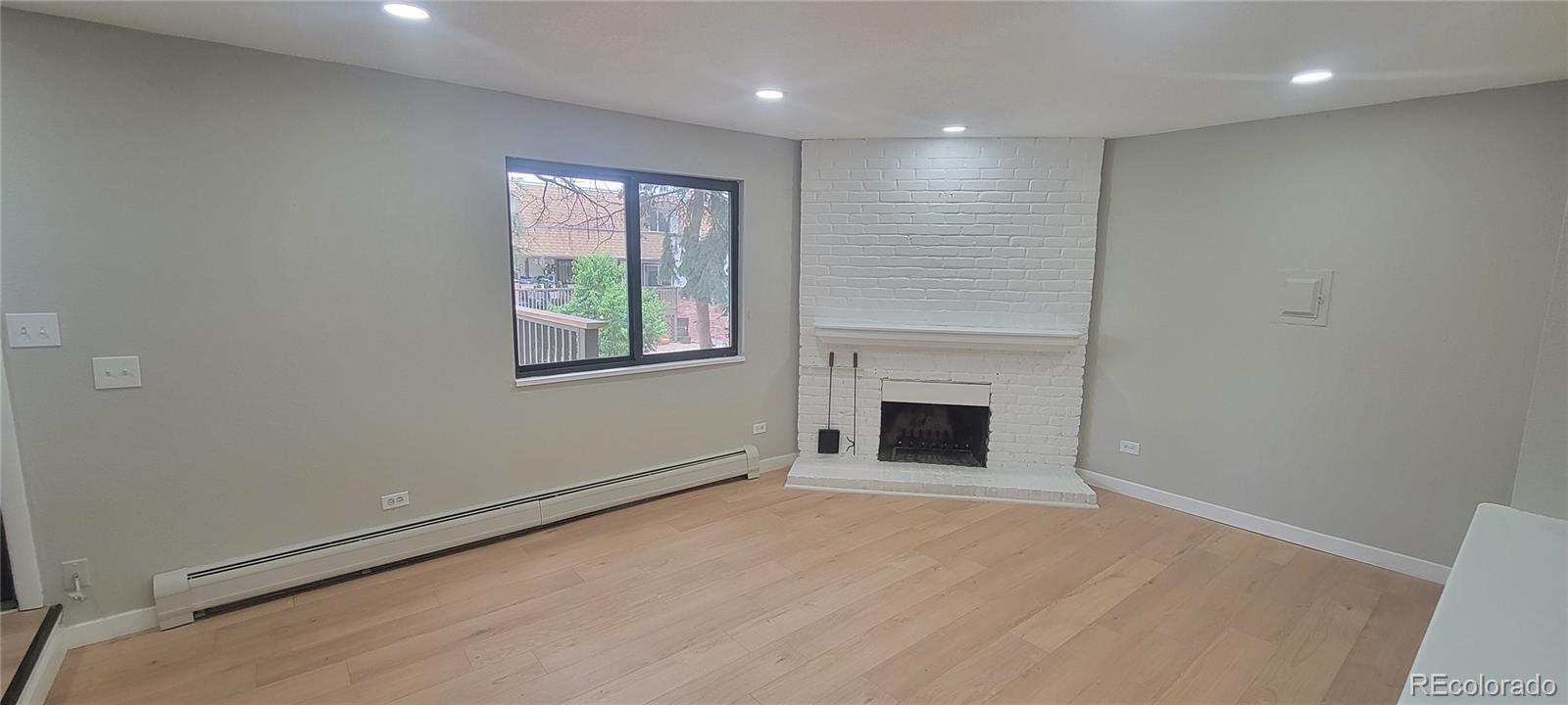 MLS Image #6 for 2700 s holly street,denver, Colorado