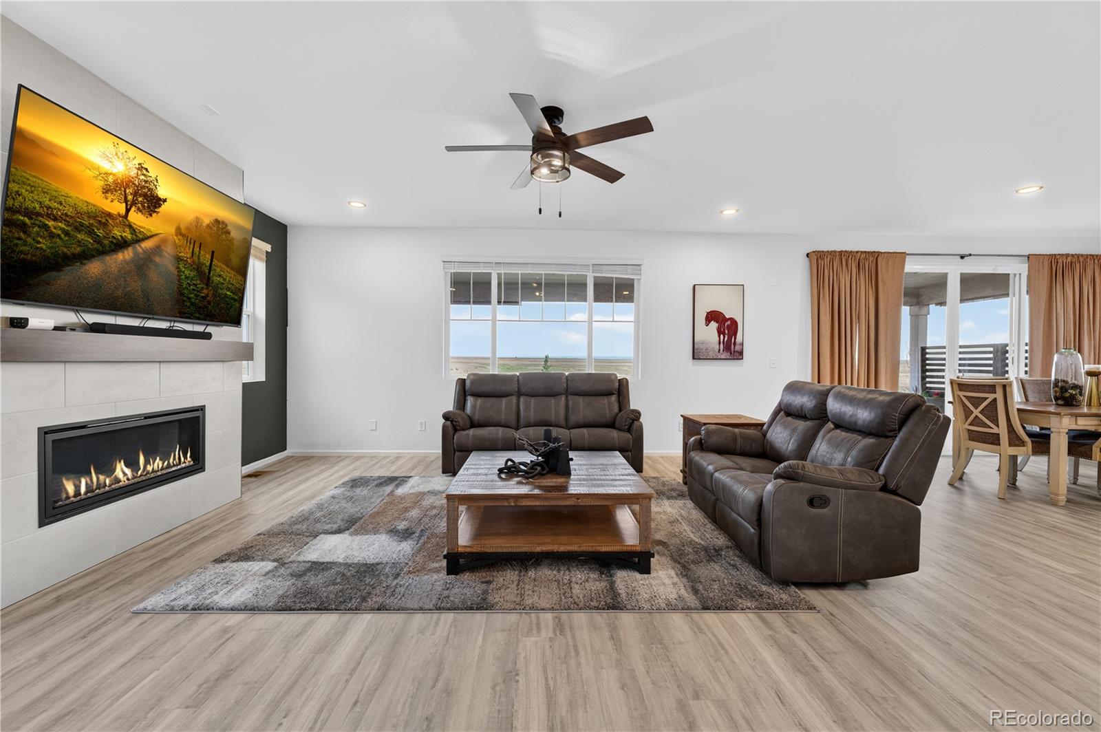 MLS Image #11 for 27536 e byers place,aurora, Colorado