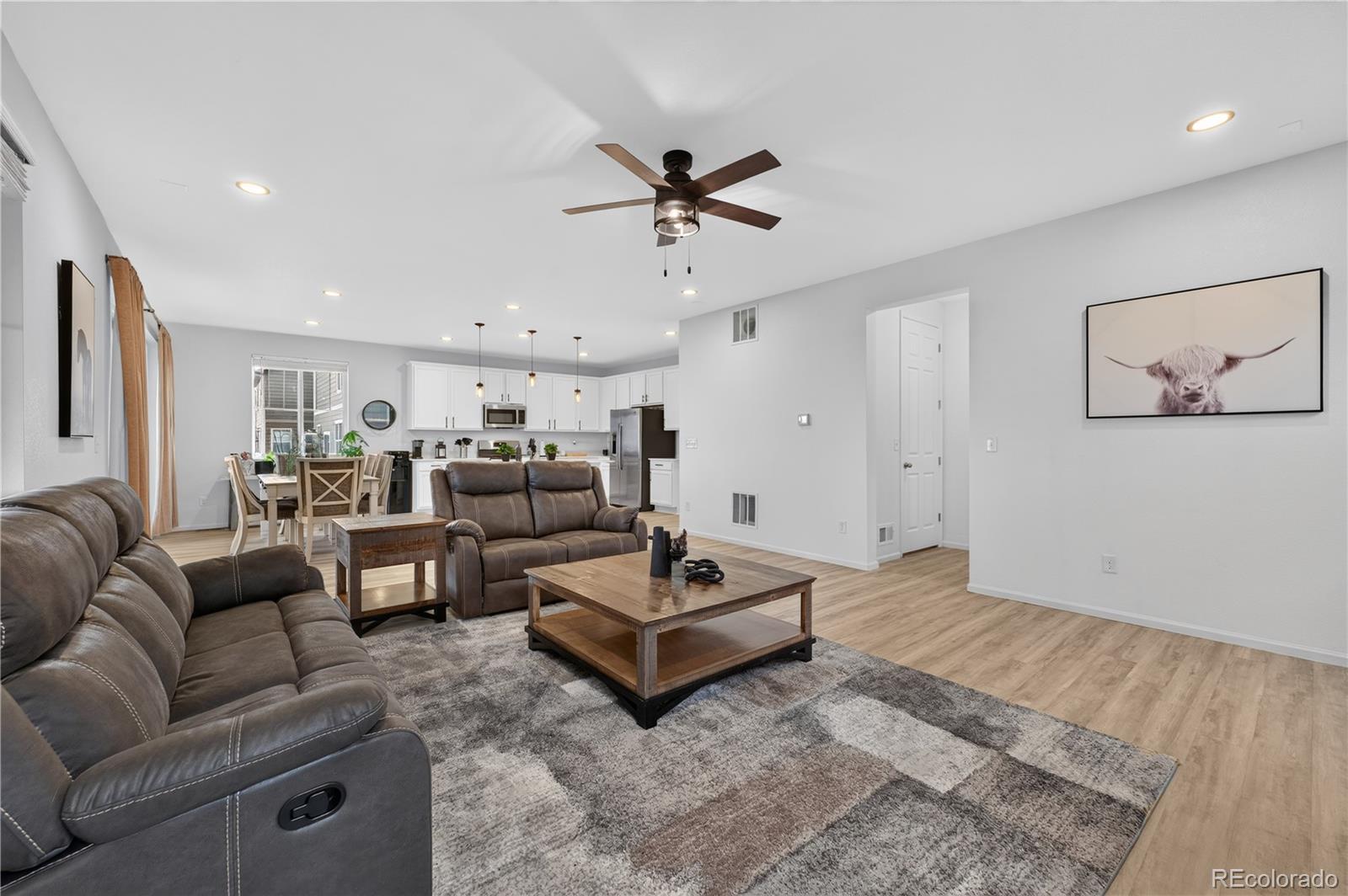 MLS Image #12 for 27536 e byers place,aurora, Colorado