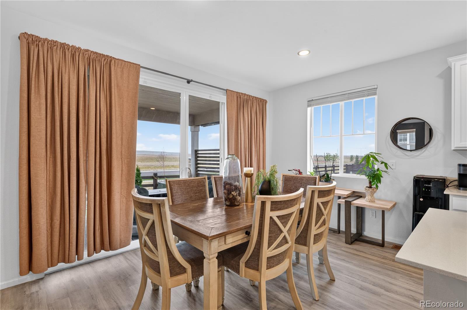MLS Image #9 for 27536 e byers place,aurora, Colorado