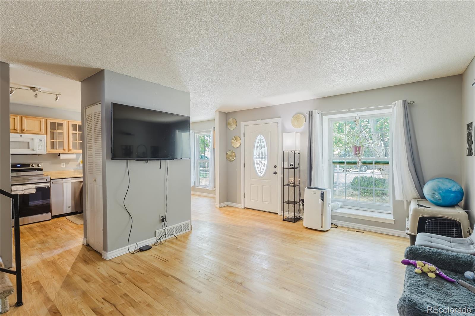 MLS Image #4 for 18851 e 22nd drive,aurora, Colorado
