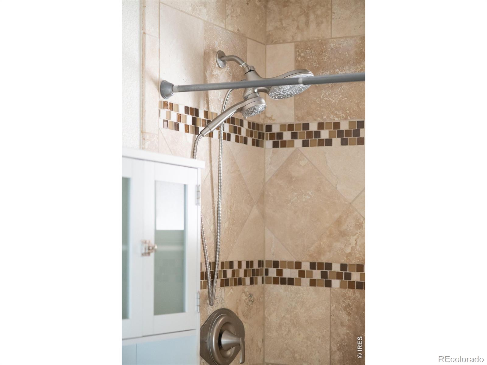 MLS Image #20 for 6801  alan drive,denver, Colorado