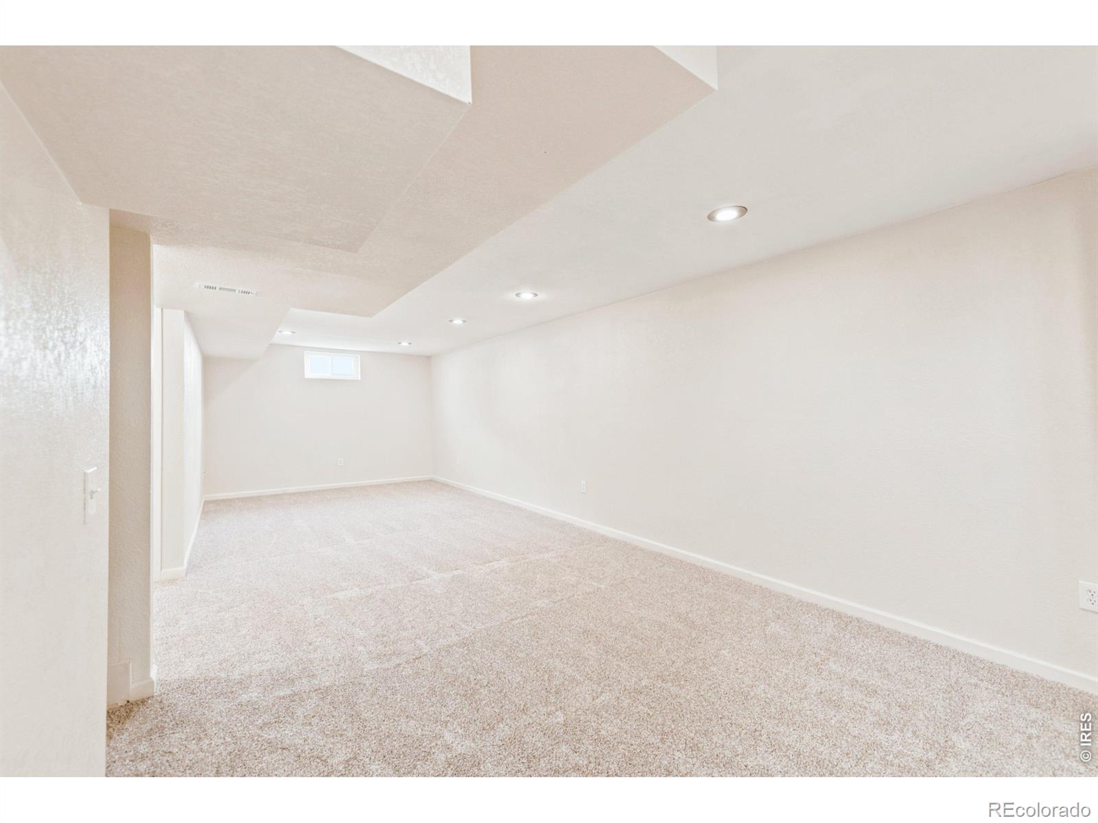 MLS Image #25 for 6801  alan drive,denver, Colorado