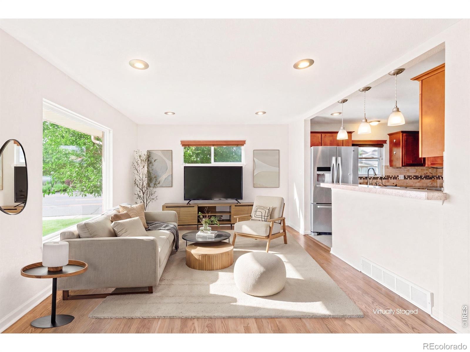MLS Image #4 for 6801  alan drive,denver, Colorado