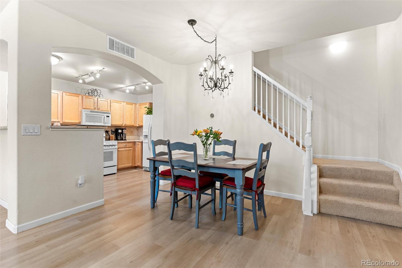 MLS Image #10 for 10050 e gunnison place,aurora, Colorado