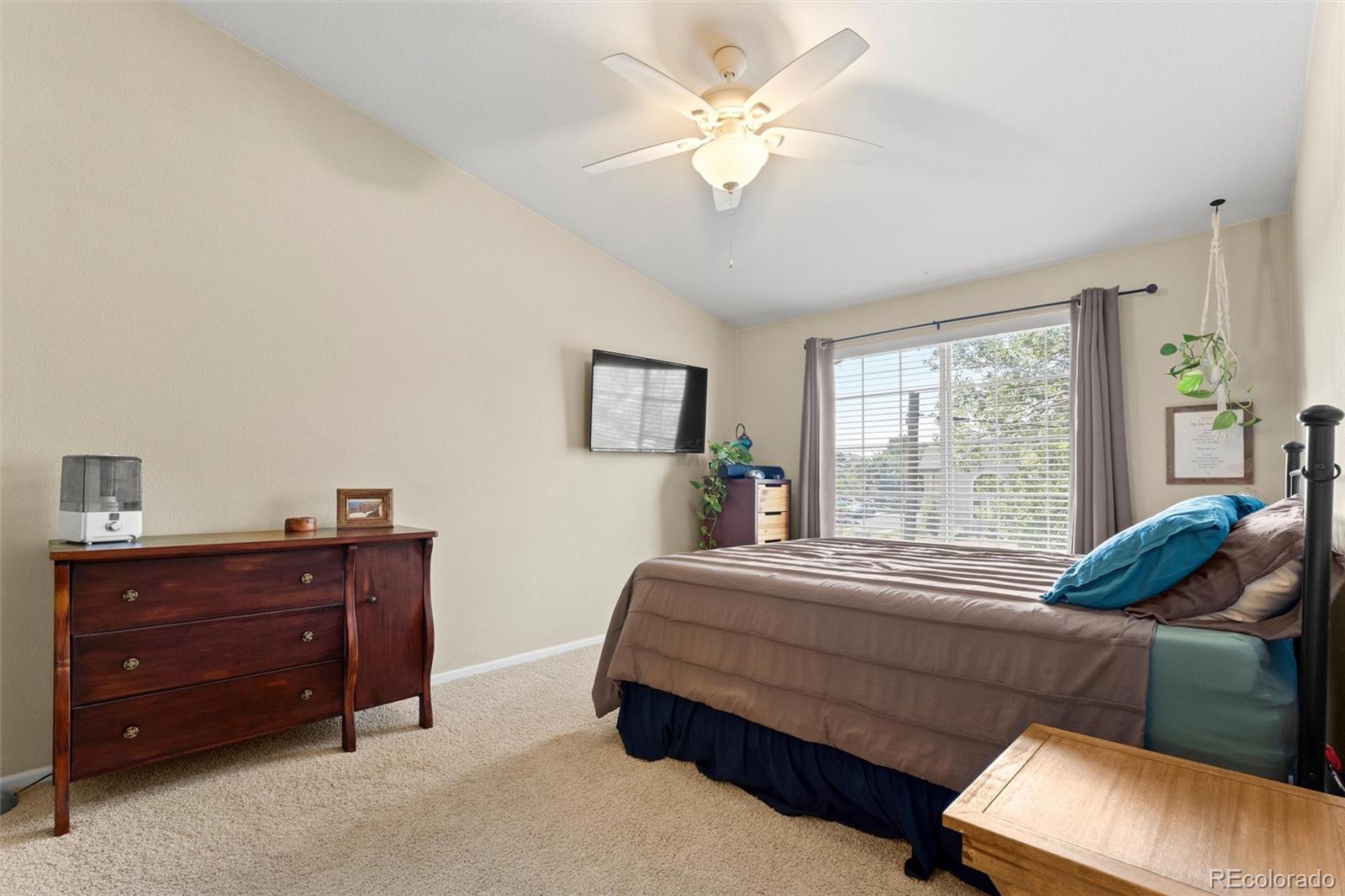 MLS Image #13 for 10050 e gunnison place,aurora, Colorado