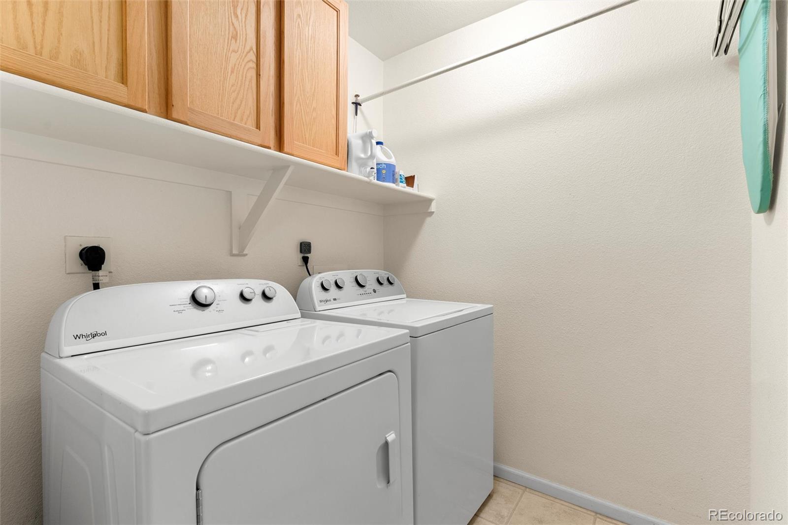 MLS Image #19 for 10050 e gunnison place,aurora, Colorado