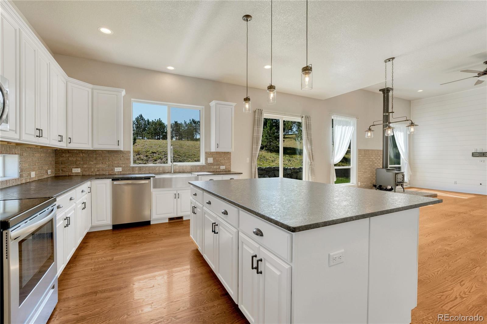 MLS Image #5 for 19053  malmsbury court,monument, Colorado