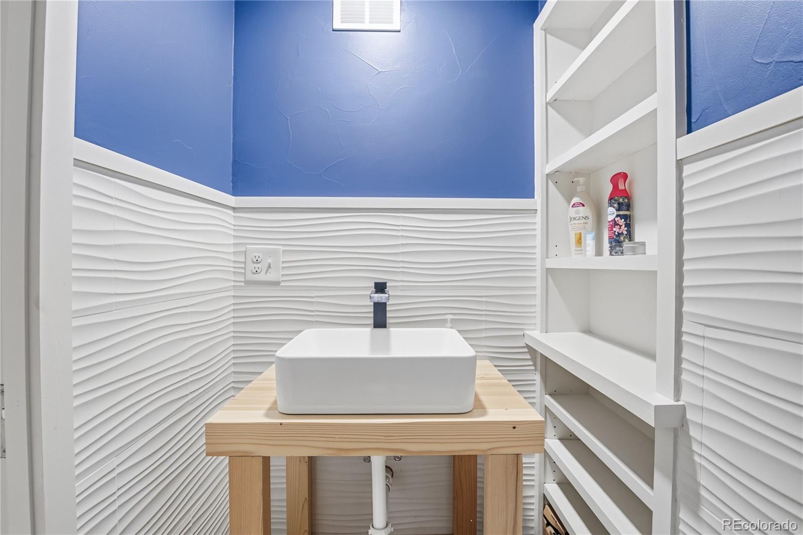 MLS Image #10 for 1636  lakemoor drive,florissant, Colorado