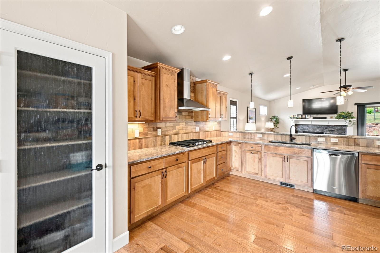MLS Image #11 for 12441  woodruff drive,colorado springs, Colorado