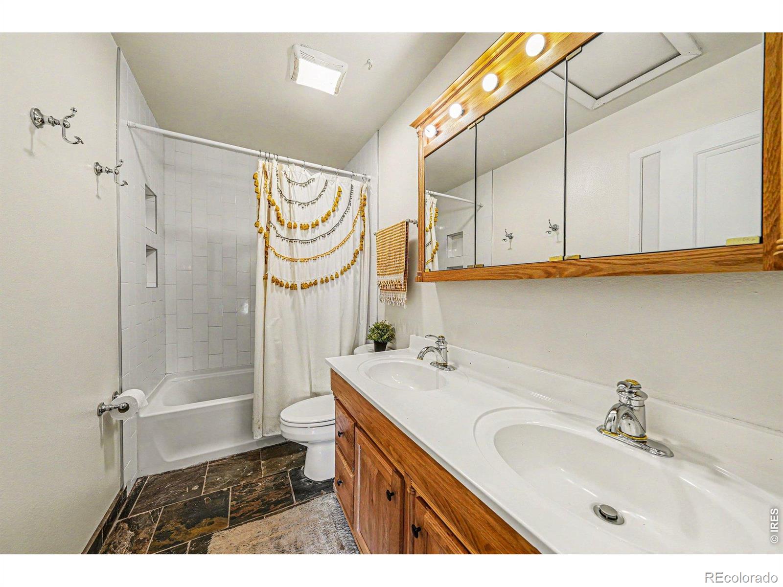 MLS Image #8 for 2421 w plum street,fort collins, Colorado
