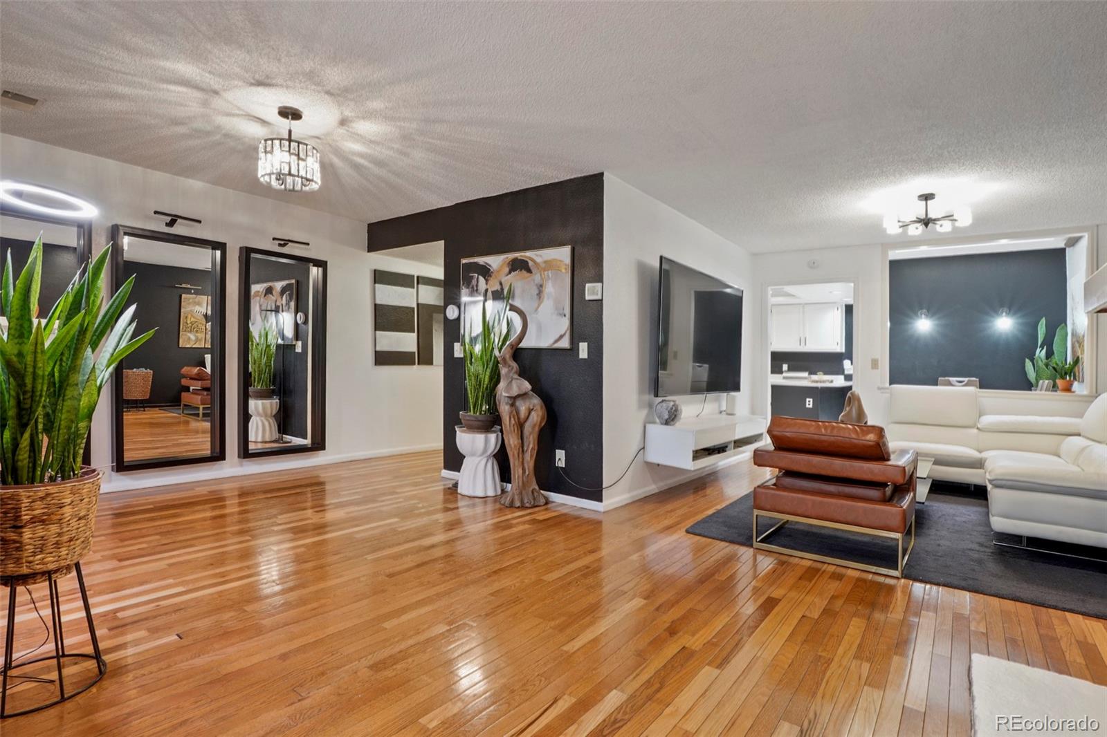 MLS Image #13 for 15491 e wyoming drive,aurora, Colorado