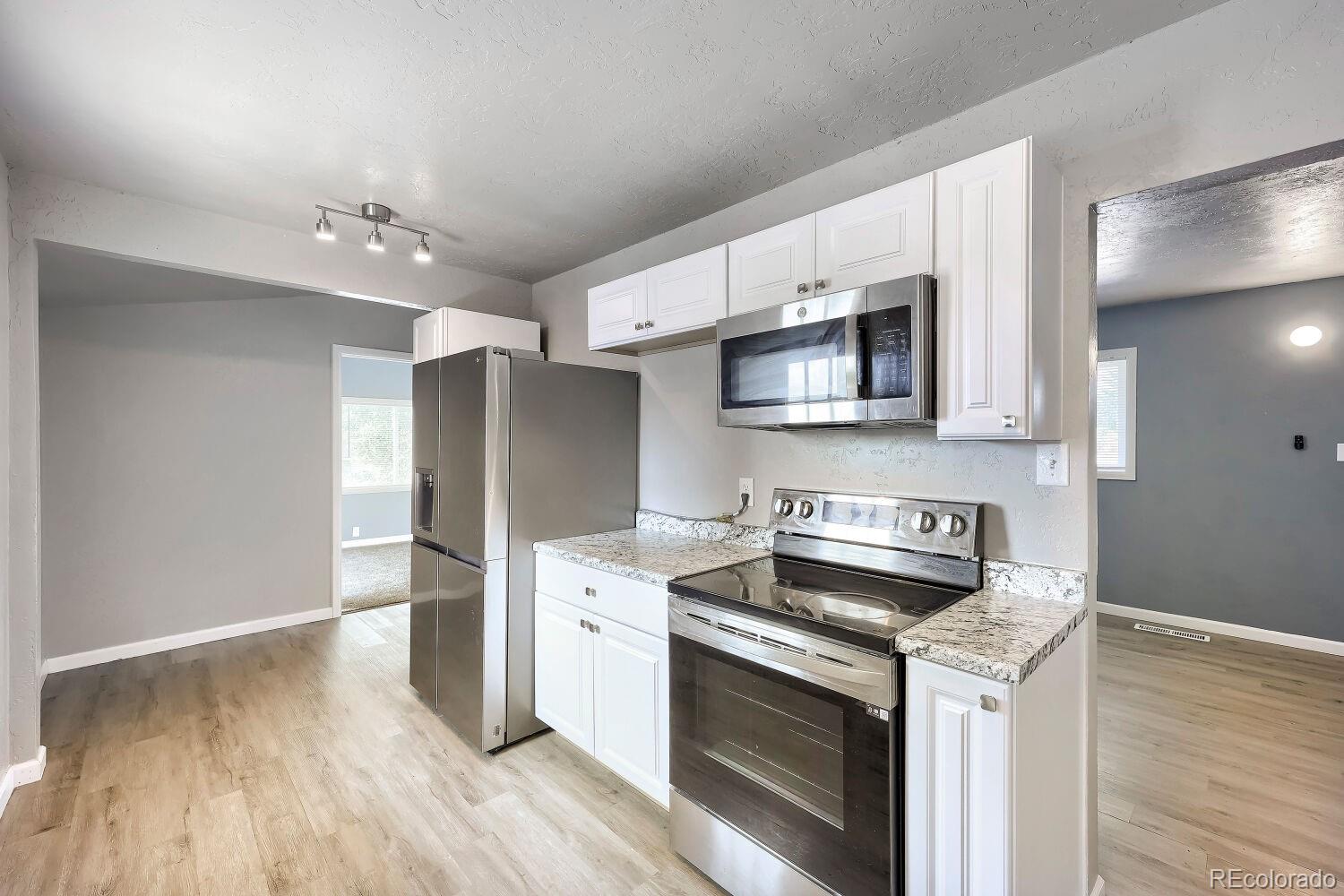 MLS Image #5 for 701  mono place,colorado springs, Colorado