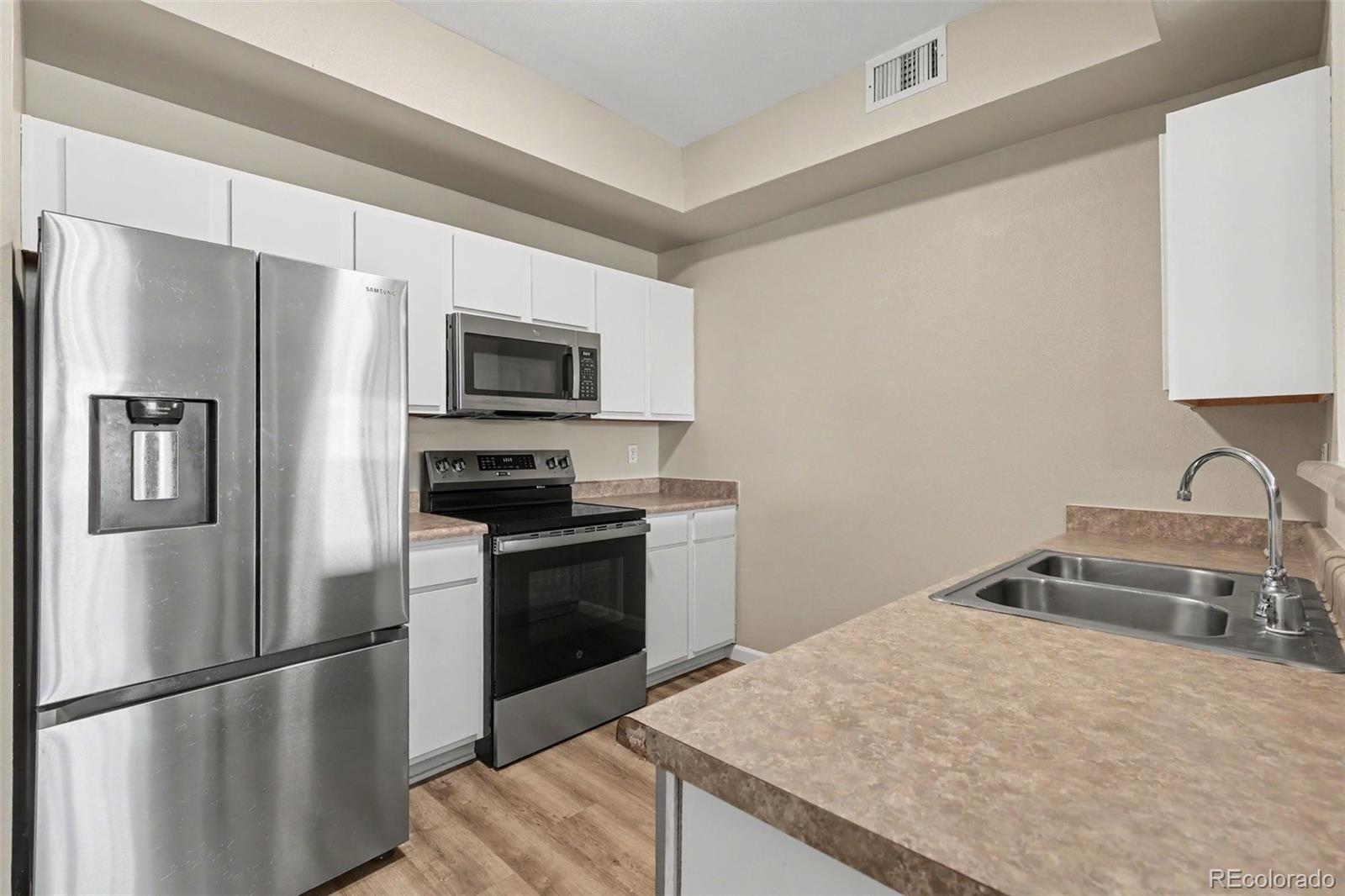 MLS Image #2 for 12912  ironstone way 202,parker, Colorado