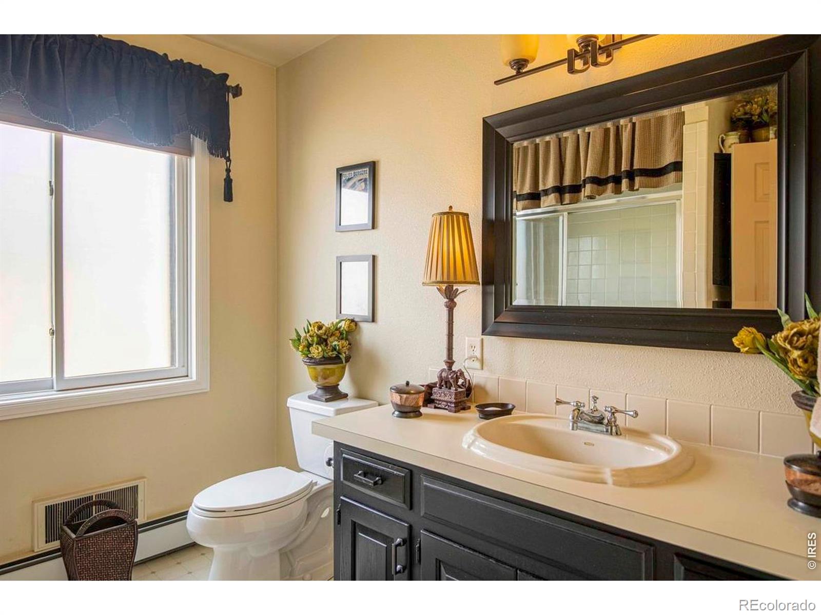 MLS Image #13 for 90  mount axtell drive,livermore, Colorado