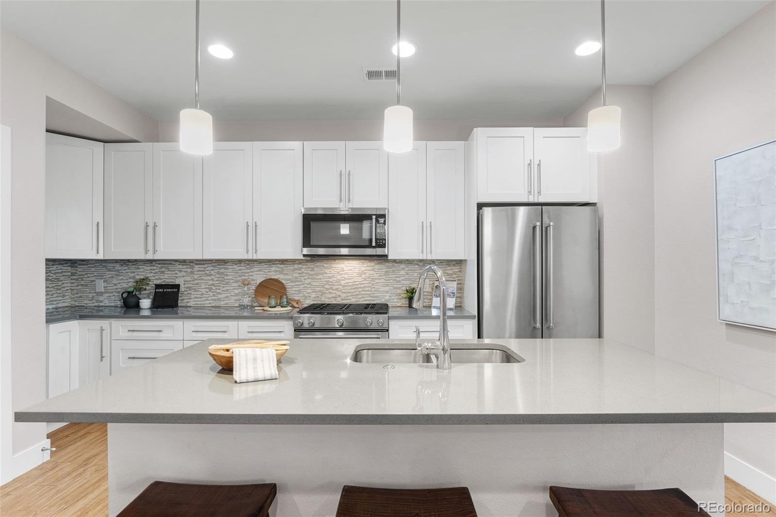 MLS Image #10 for 1245 n utica street,denver, Colorado