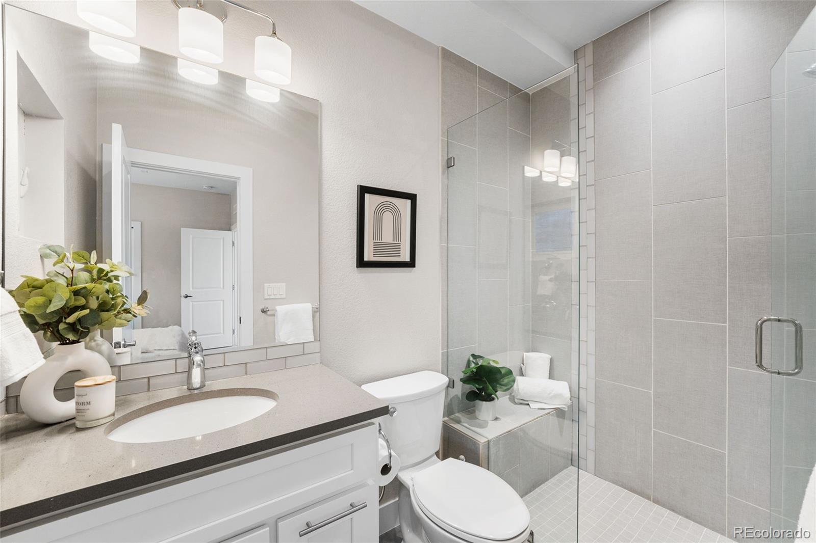 MLS Image #19 for 1245 n utica street,denver, Colorado