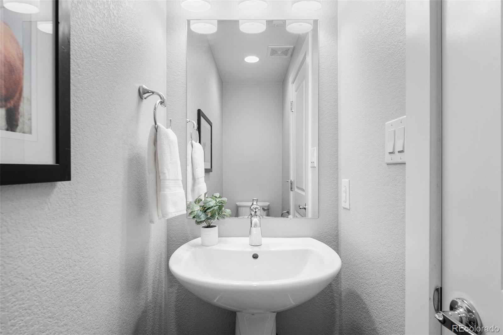 MLS Image #26 for 1245 n utica street,denver, Colorado