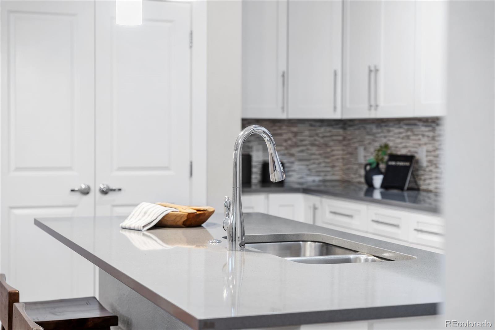 MLS Image #9 for 1245 n utica street,denver, Colorado