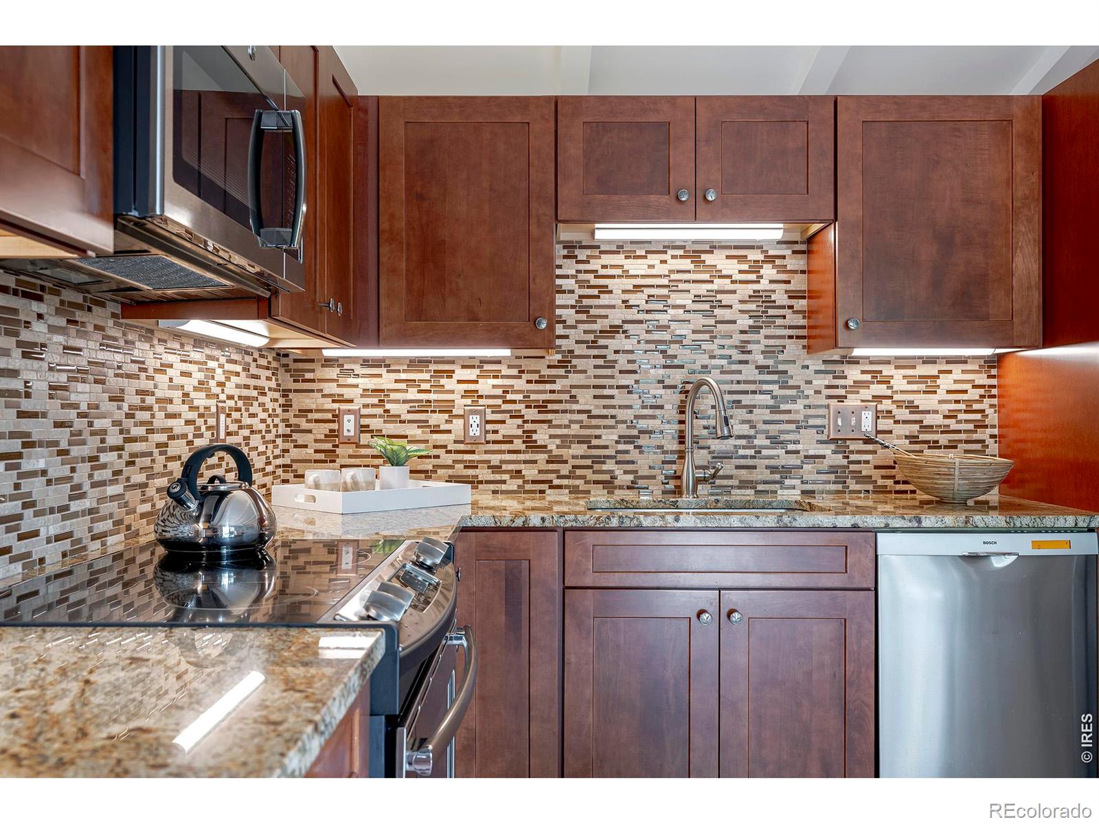 MLS Image #10 for 1720  lombardy drive,boulder, Colorado