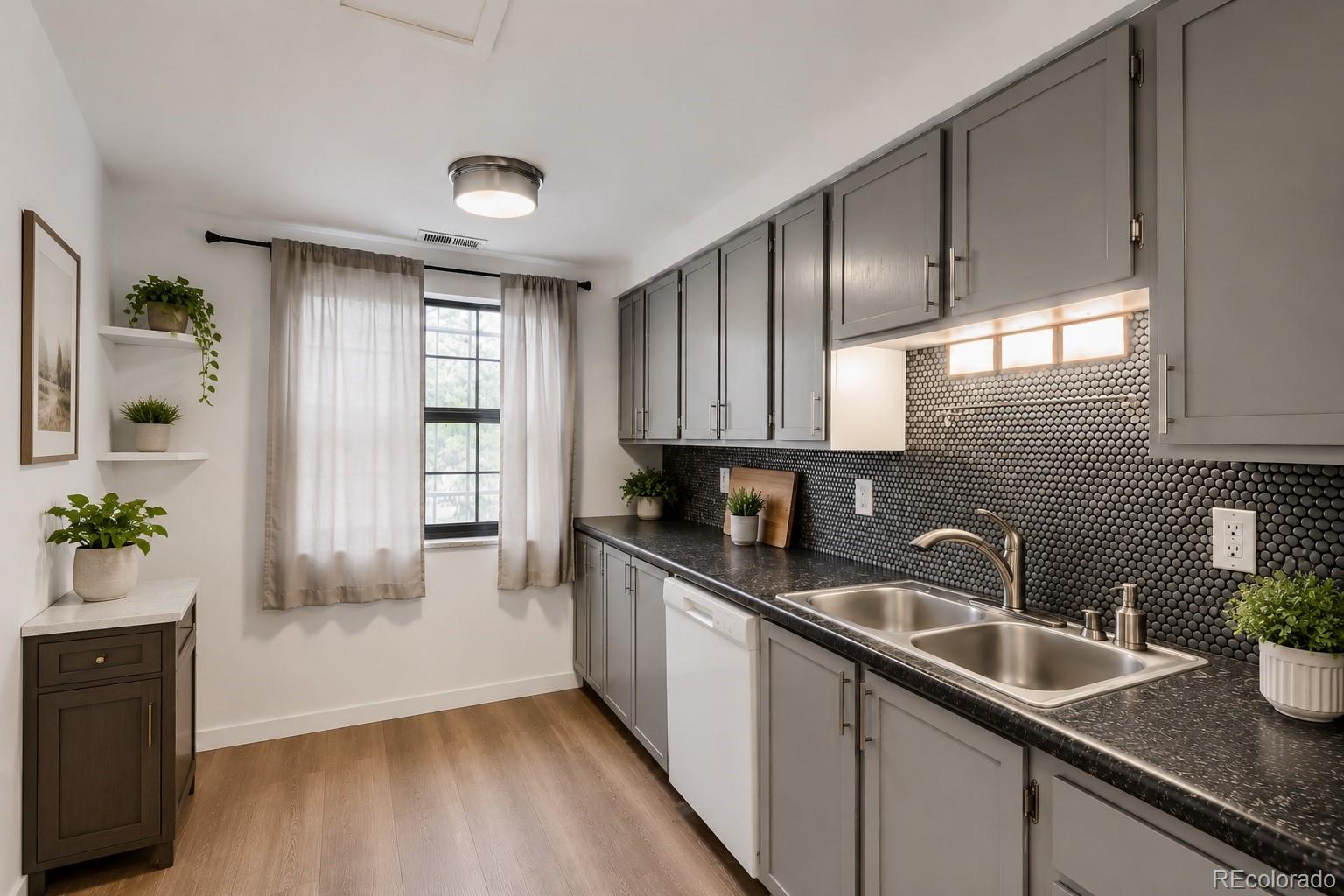 MLS Image #5 for 7250  eastmoor drive,denver, Colorado