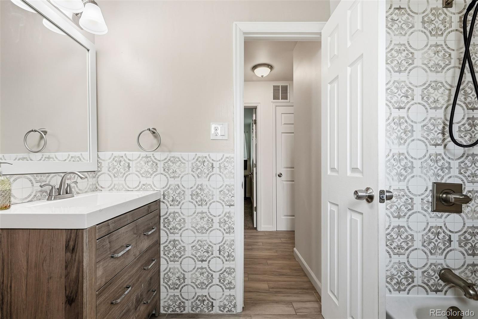 MLS Image #21 for 2300 w 57th avenue,denver, Colorado