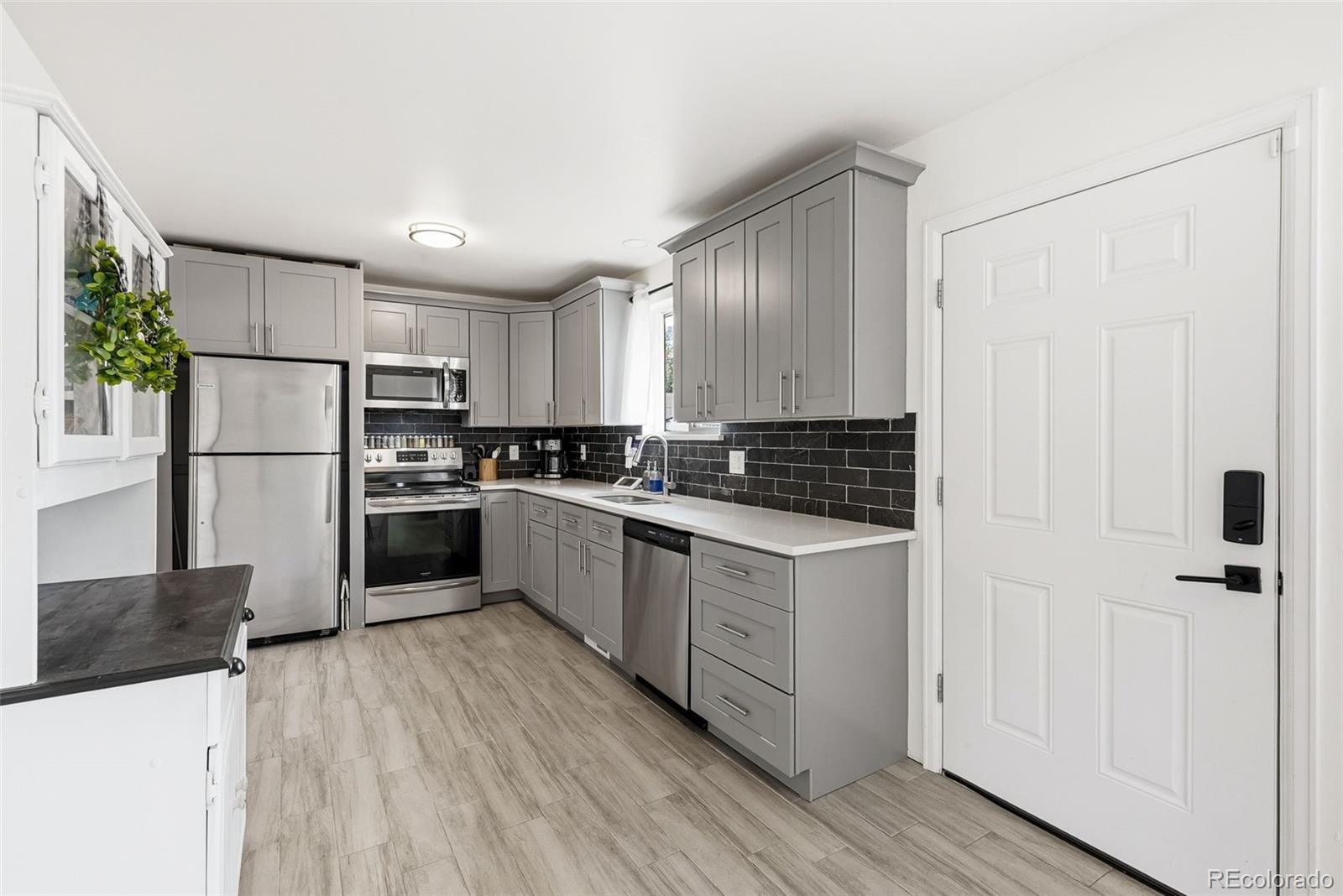 MLS Image #9 for 2300 w 57th avenue,denver, Colorado