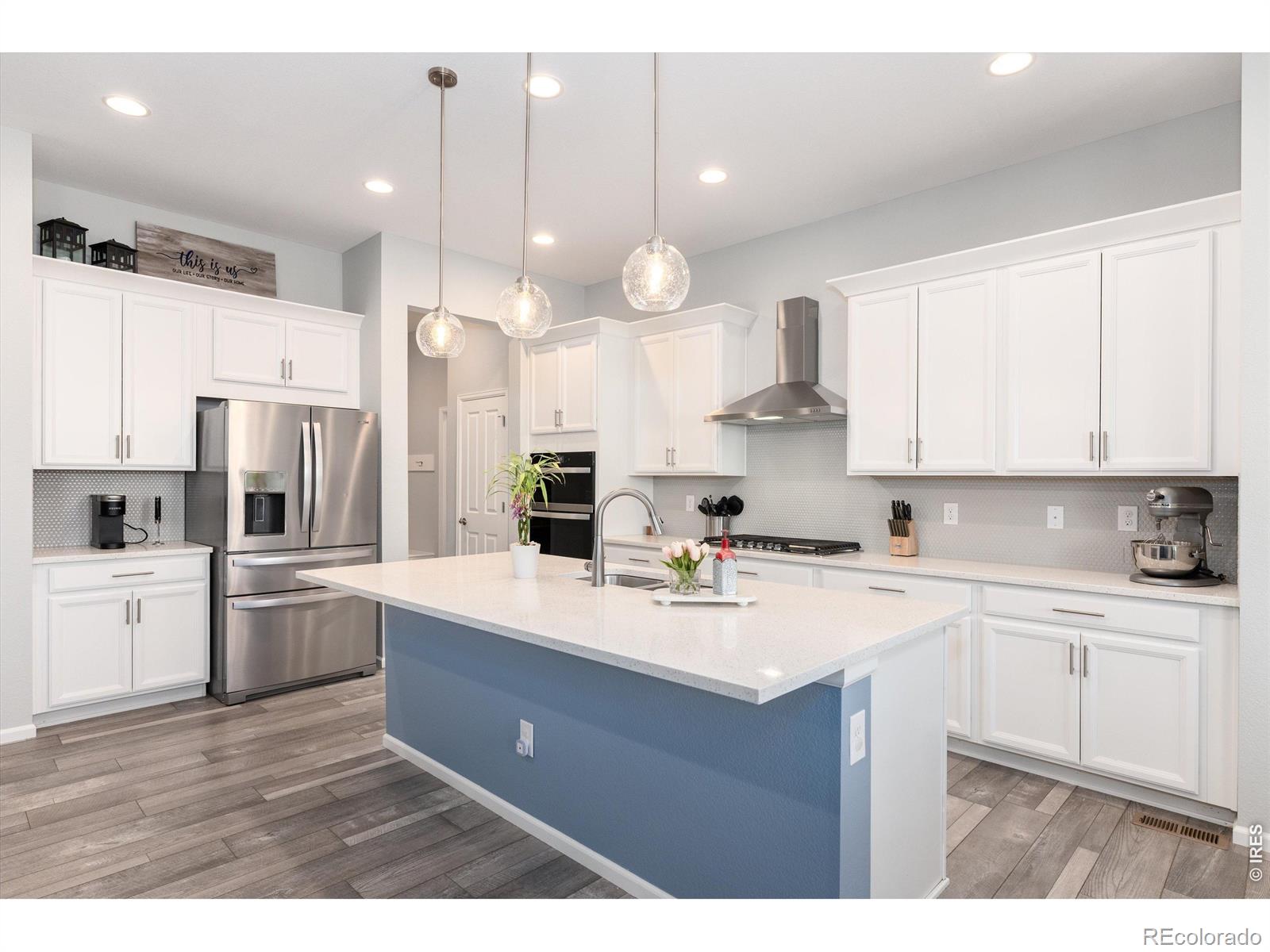 MLS Image #1 for 6807 s riverwood way,aurora, Colorado