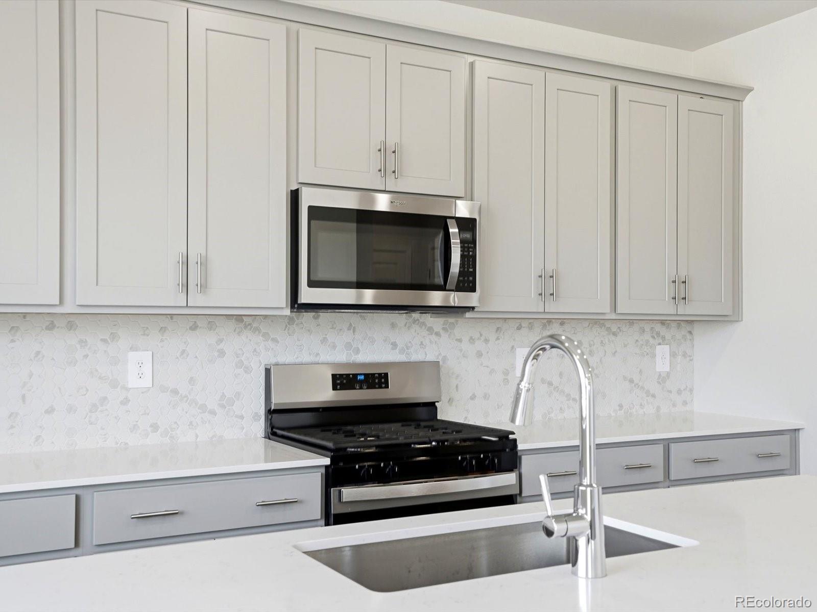 MLS Image #15 for 4621  sunsplash way,johnstown, Colorado