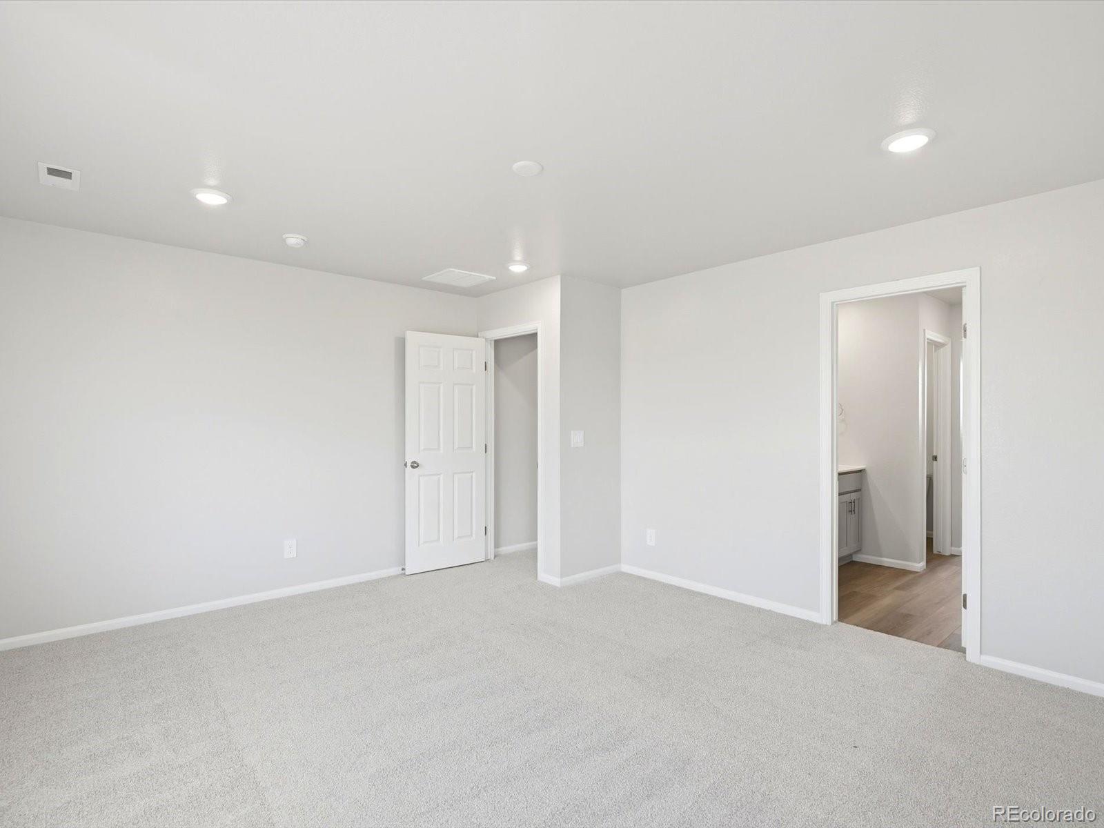 MLS Image #20 for 4621  sunsplash way,johnstown, Colorado
