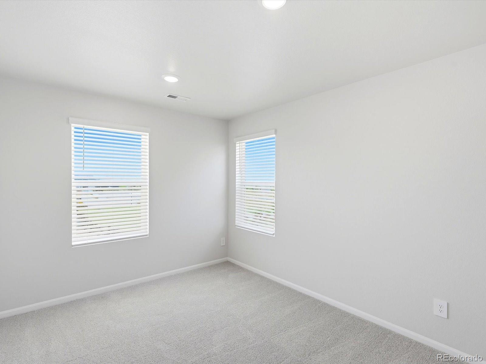 MLS Image #28 for 4621  sunsplash way,johnstown, Colorado