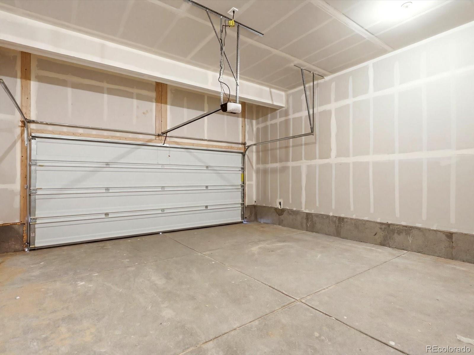 MLS Image #33 for 4621  sunsplash way,johnstown, Colorado