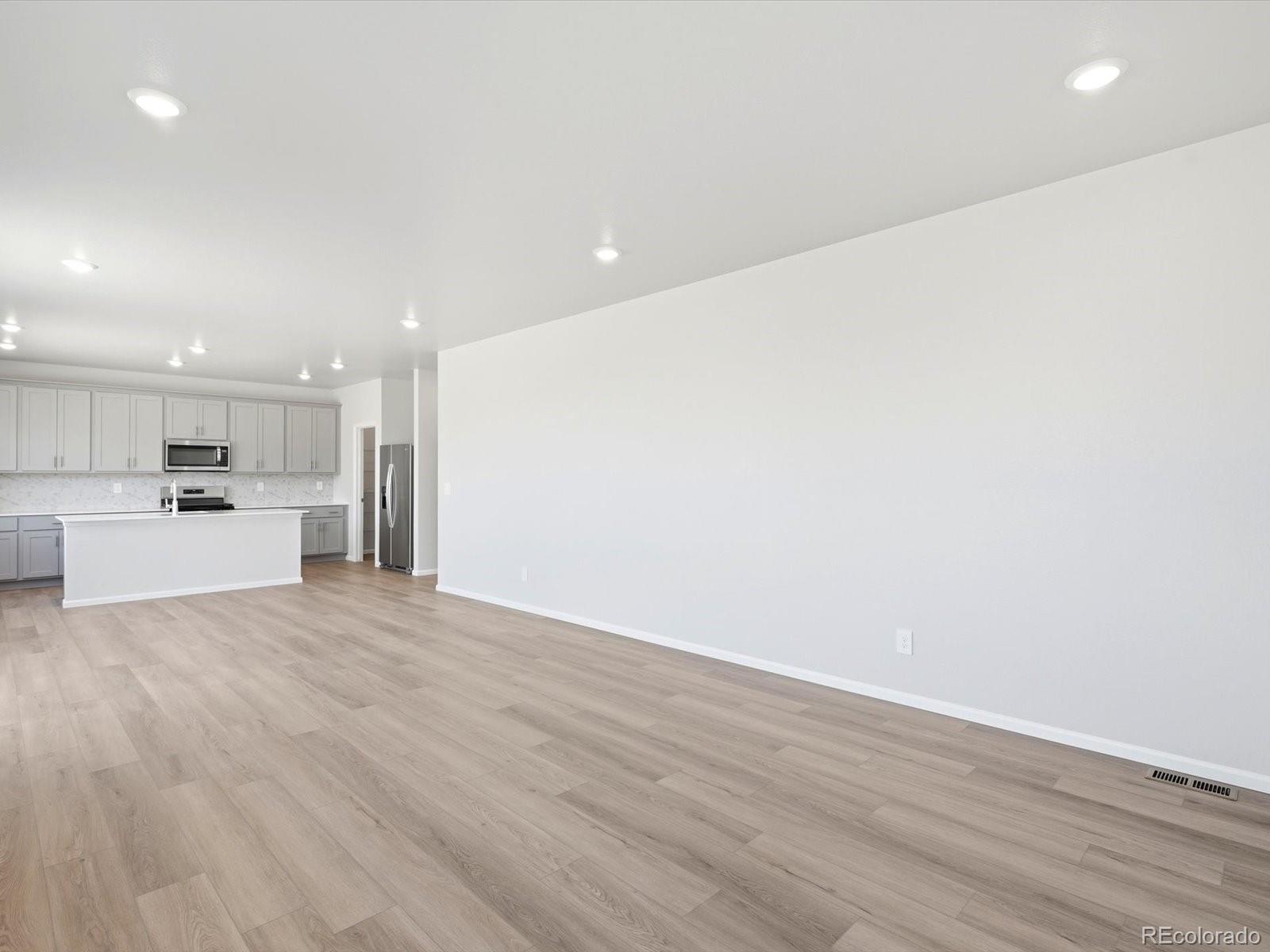 MLS Image #9 for 4621  sunsplash way,johnstown, Colorado