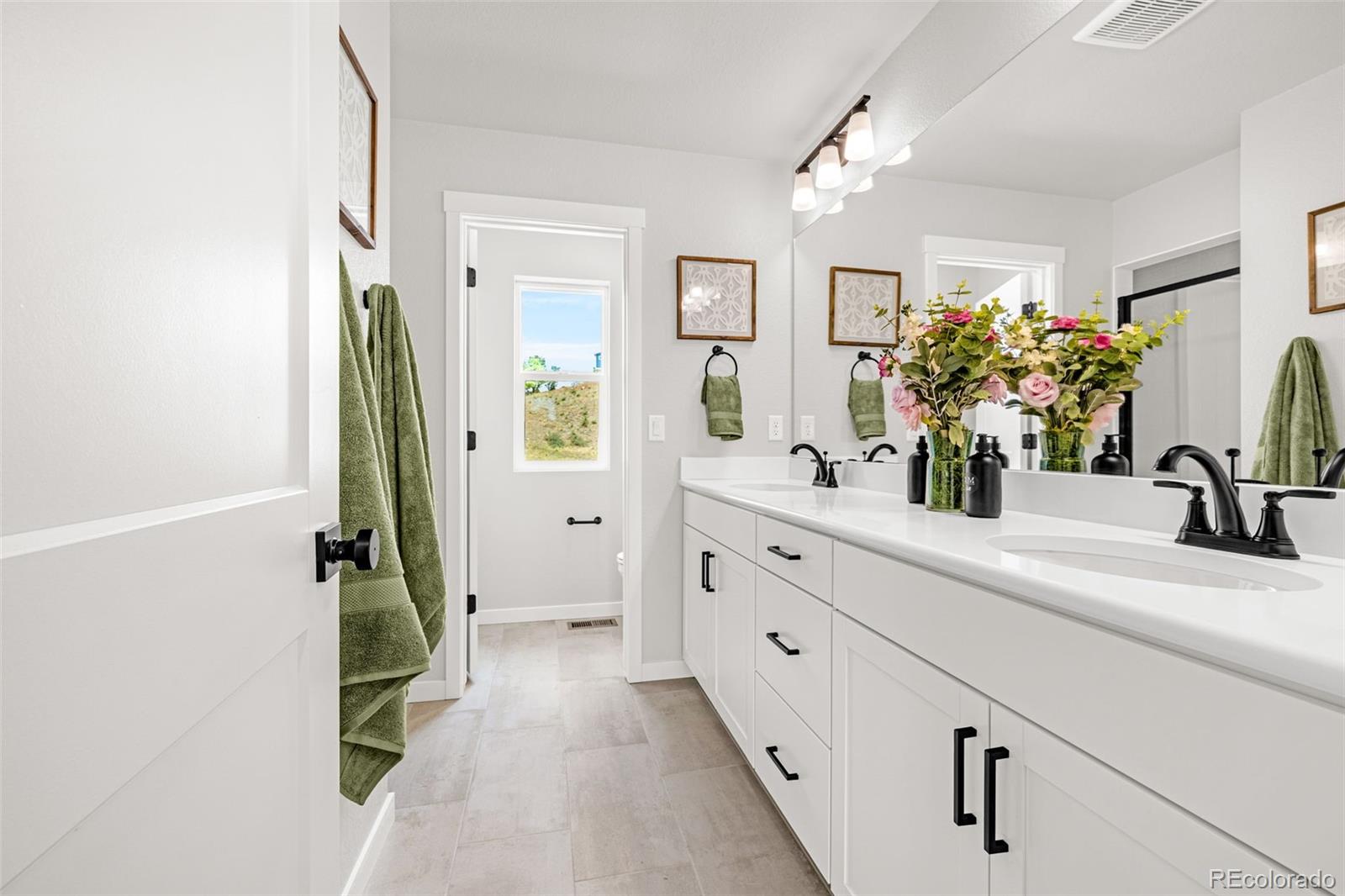 MLS Image #19 for 731  little bear ,colorado springs, Colorado