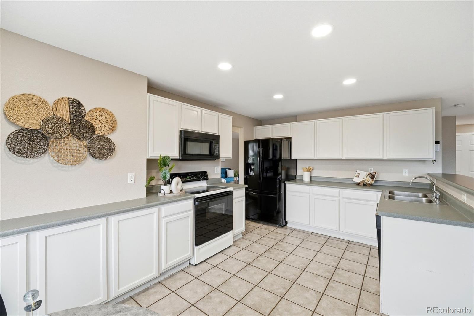 MLS Image #7 for 5889  huerfano drive,colorado springs, Colorado